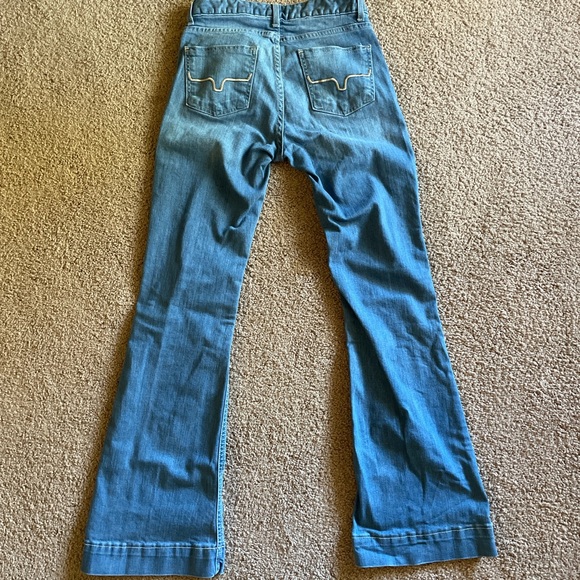Kimes ranch Lola light wash jeans - Picture 3 of 4